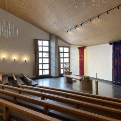 IMG_5302_EG-Kirchenraum.jpg